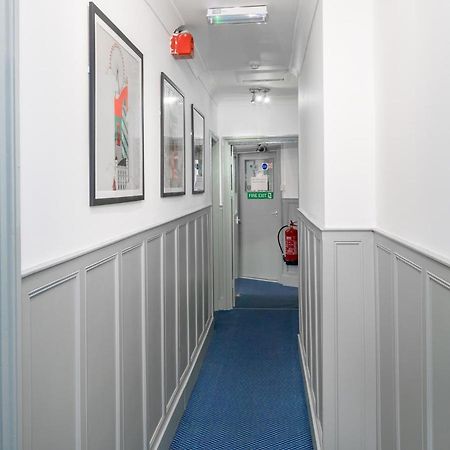 Oyo Kings Hotel London Exterior photo