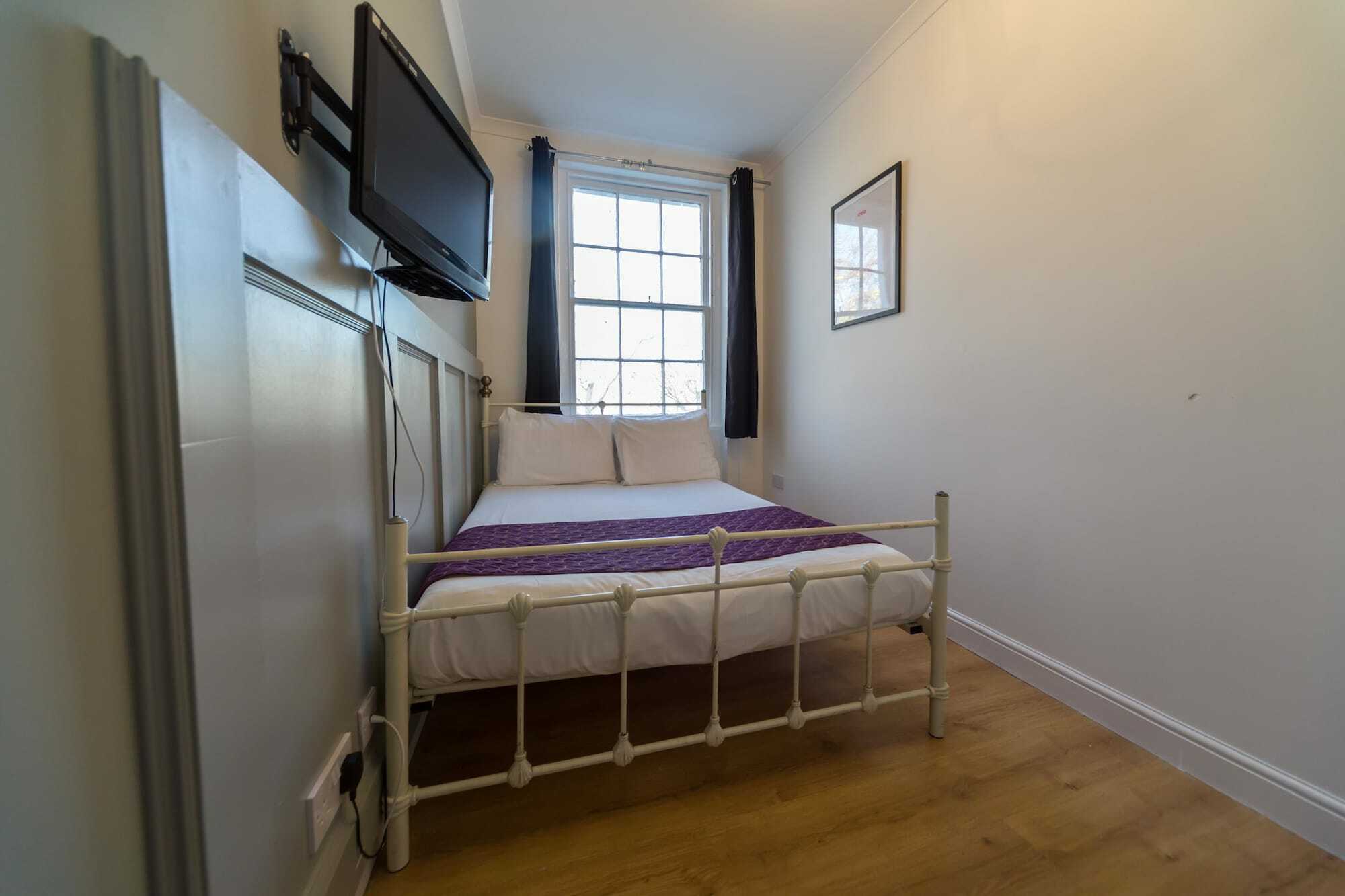 Oyo Kings Hotel London Exterior photo